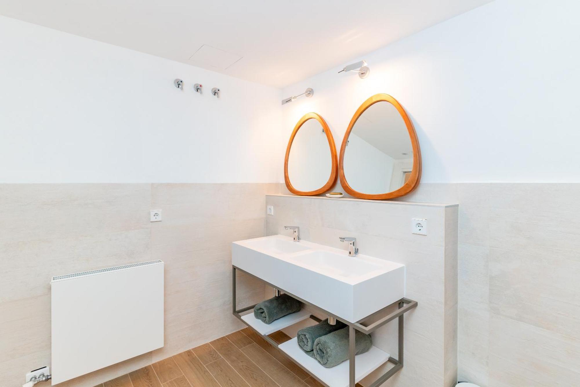 La Terraza - Grosszuegiges Appartment In Katalanischer Masia Sant Iscle De Vallalta Zewnętrze zdjęcie